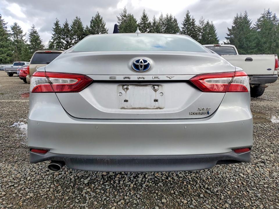 2018 Toyota Camry Hybrid xle