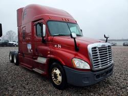 Salvage trucks for sale at Avon, MN auction: 2017 Freigliner 2017 Freightliner Cascadia 125 Semi Truck