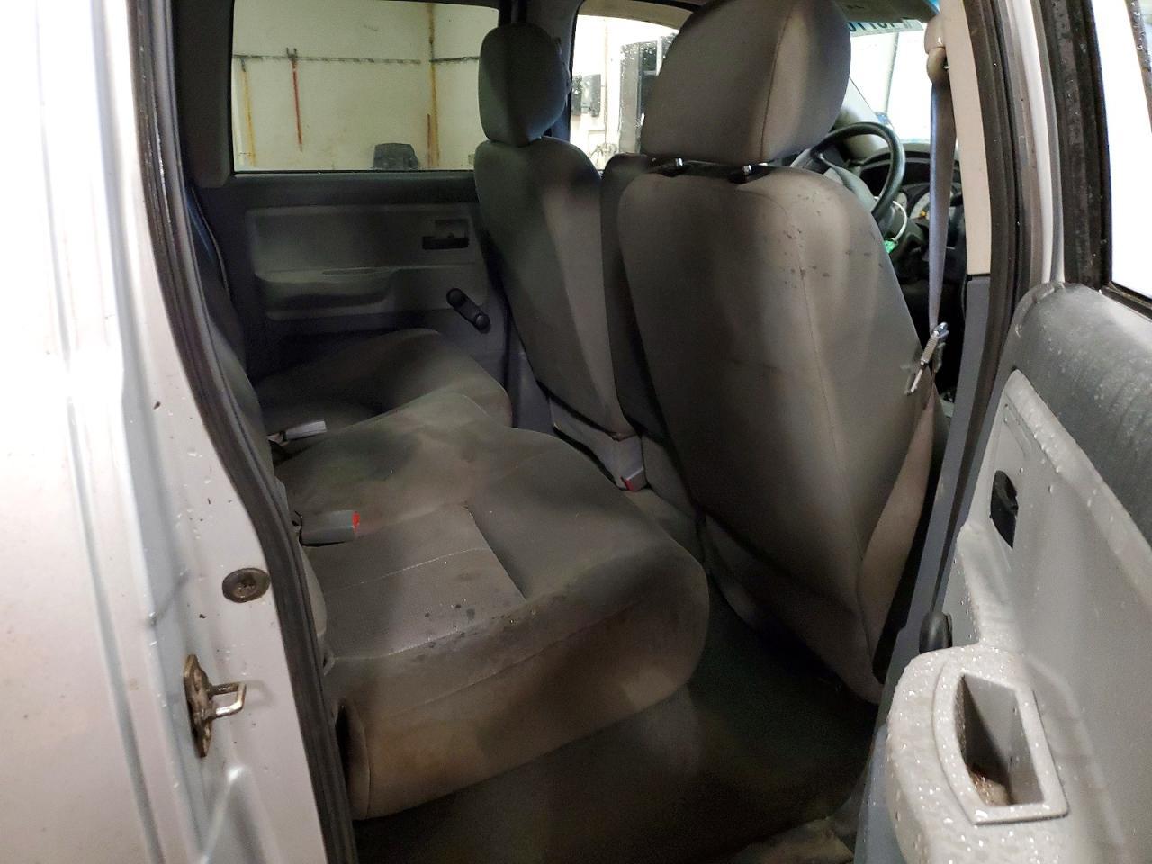 2006 Dodge Dakota Quattro