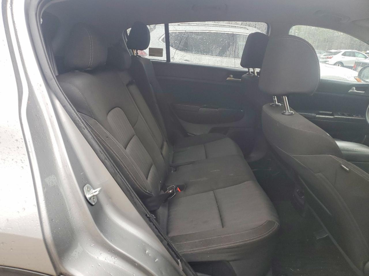 2021 KIA Sportage lx