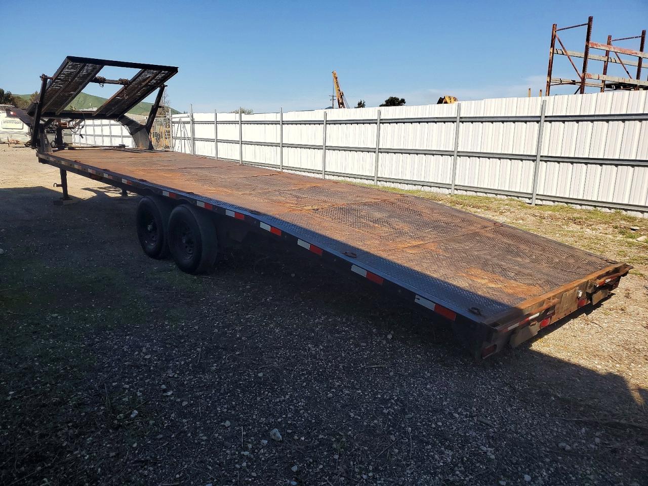 2007 Infinity 3 Car Carrier-Car Carrier