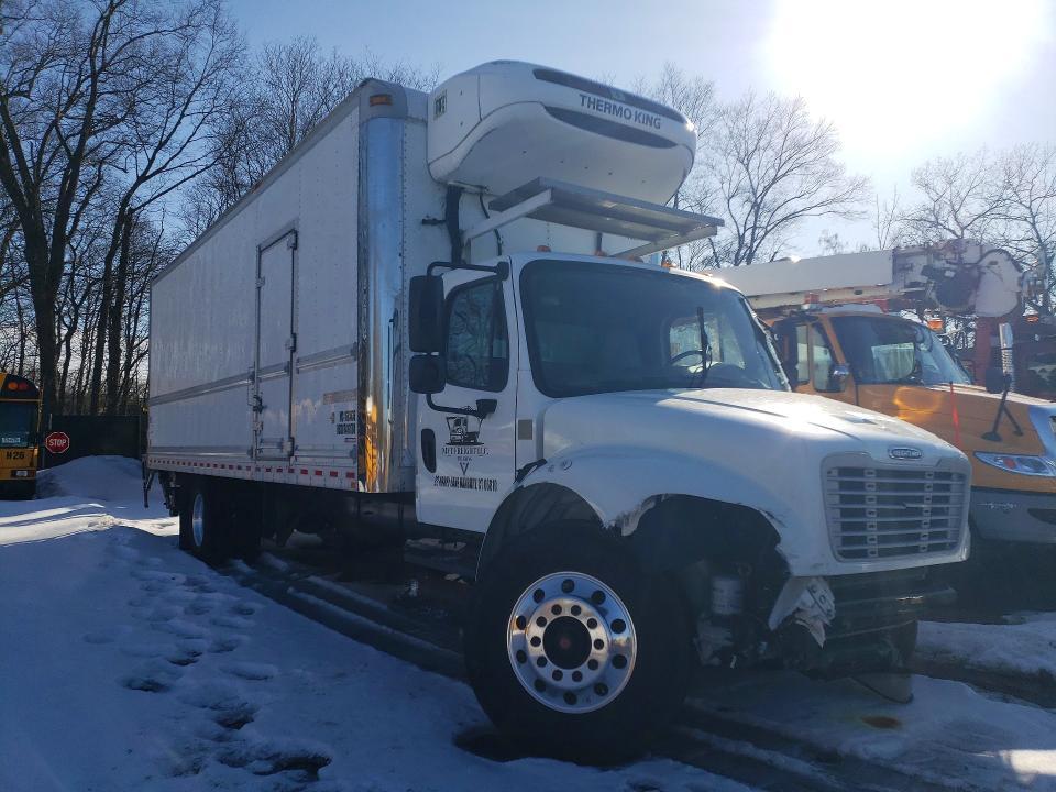 2019 Freigliner 2019 Freightliner Business Class M2 Refrigerated B