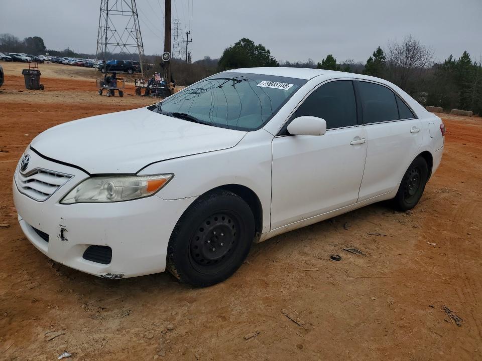 2011 Toyota Camry le