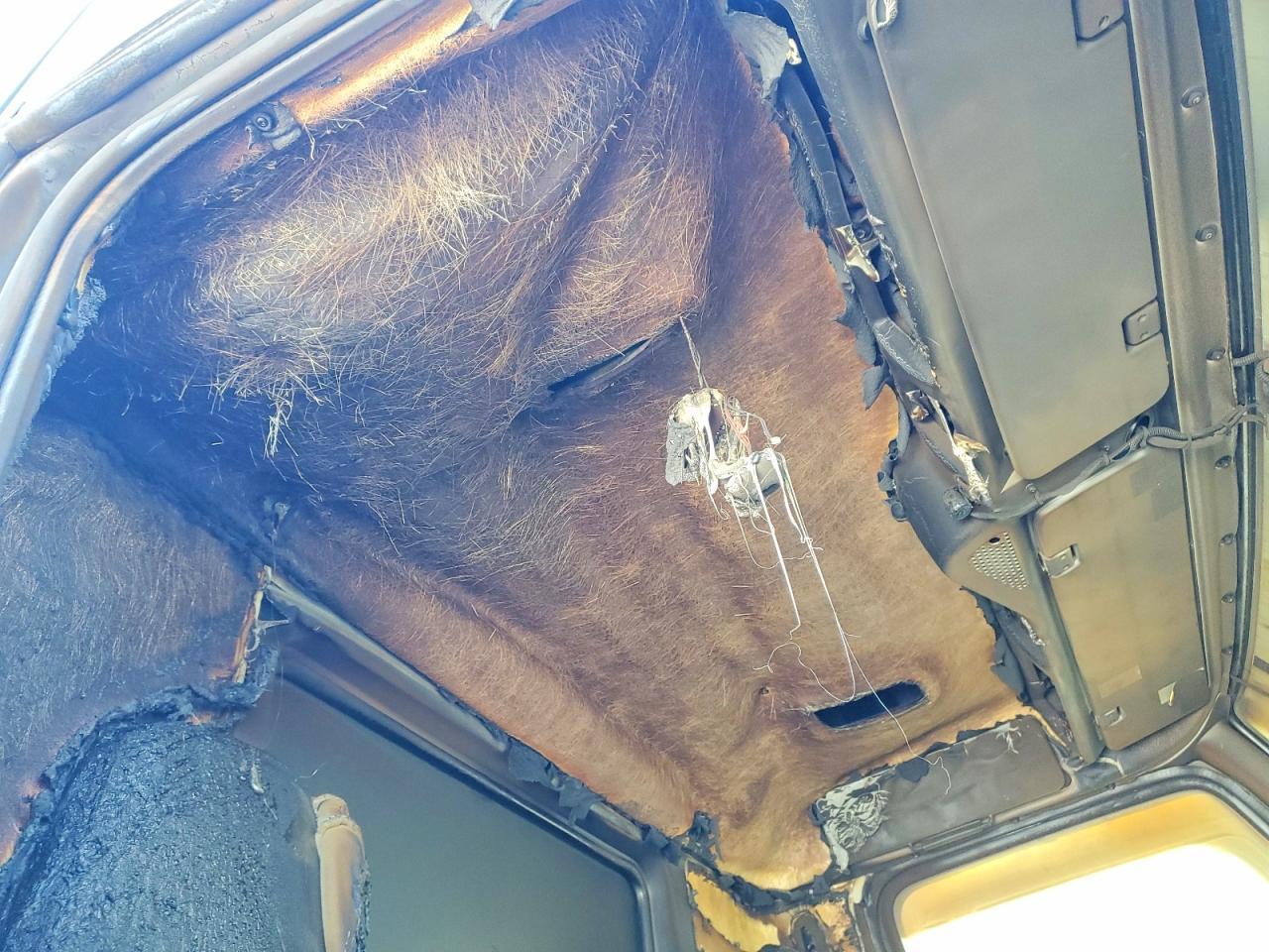 2022 Volvo VNL Semi Truck