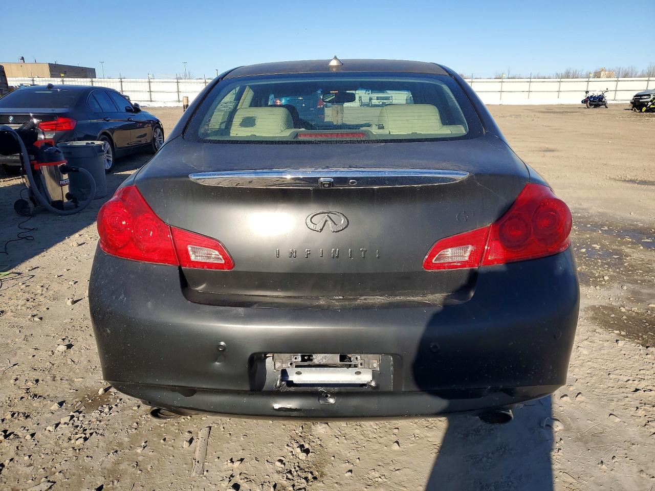 2012 Infiniti G37 Sedan Journey