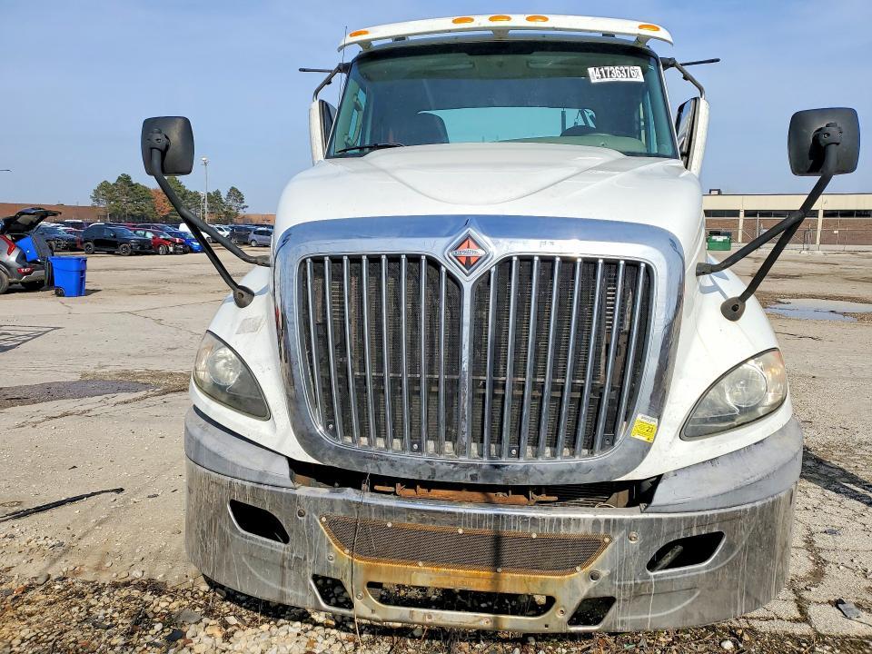 2016 International Prostar Semi Truck