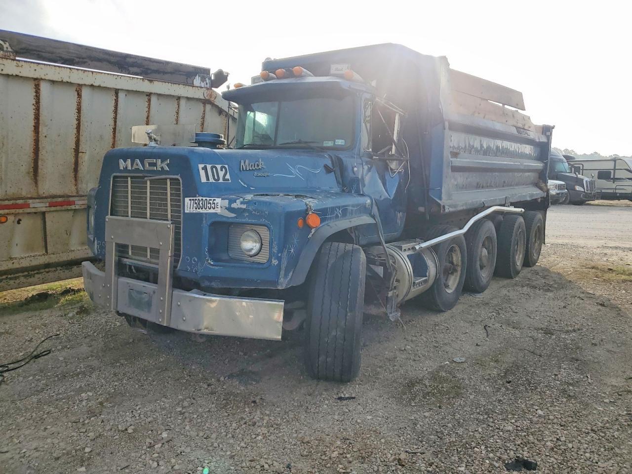 1991 Mack RB688S Dump Truck