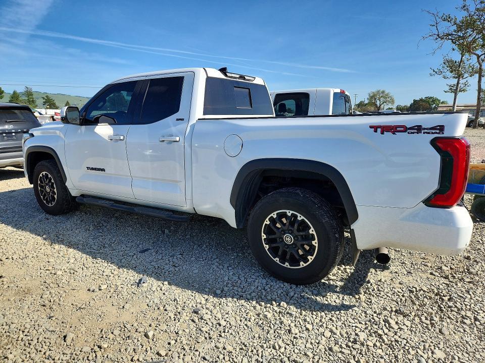 2022 Toyota Tundra SR5