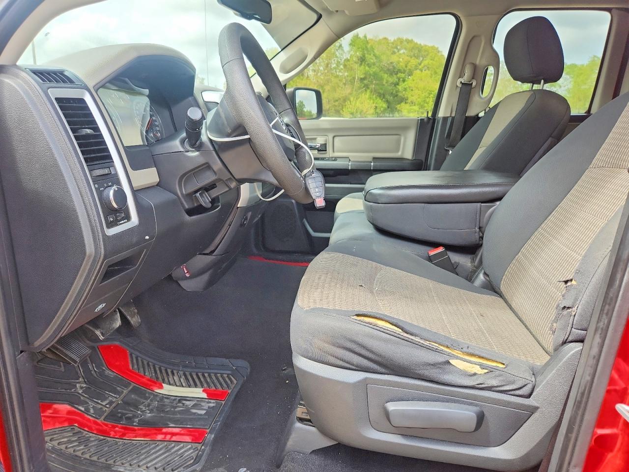 2012 Dodge RAM 1500 SLT