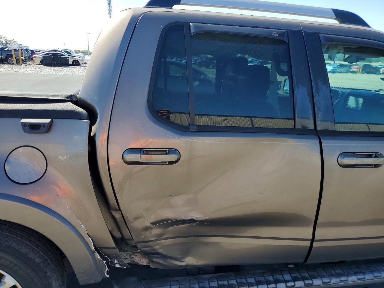 2007 Ford Explorer Sport Trac Limited