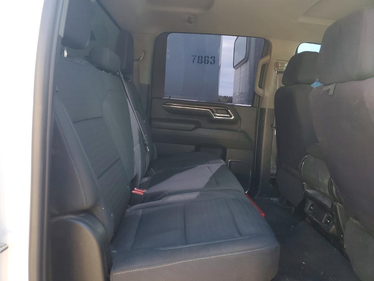 2024 Chevrolet Silverado K3500 LT