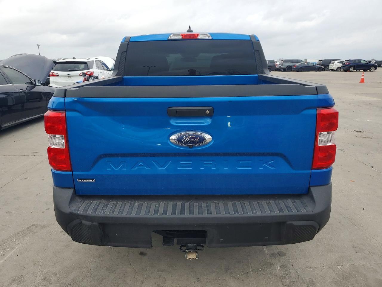 2022 Ford Maverick XL