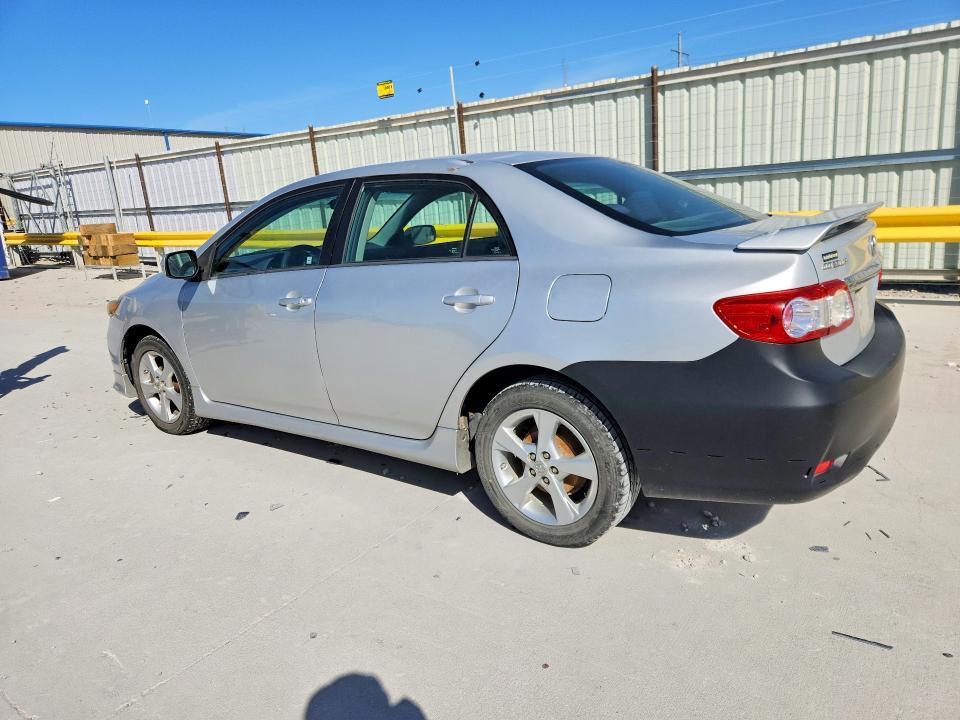 2013 Toyota Corolla s