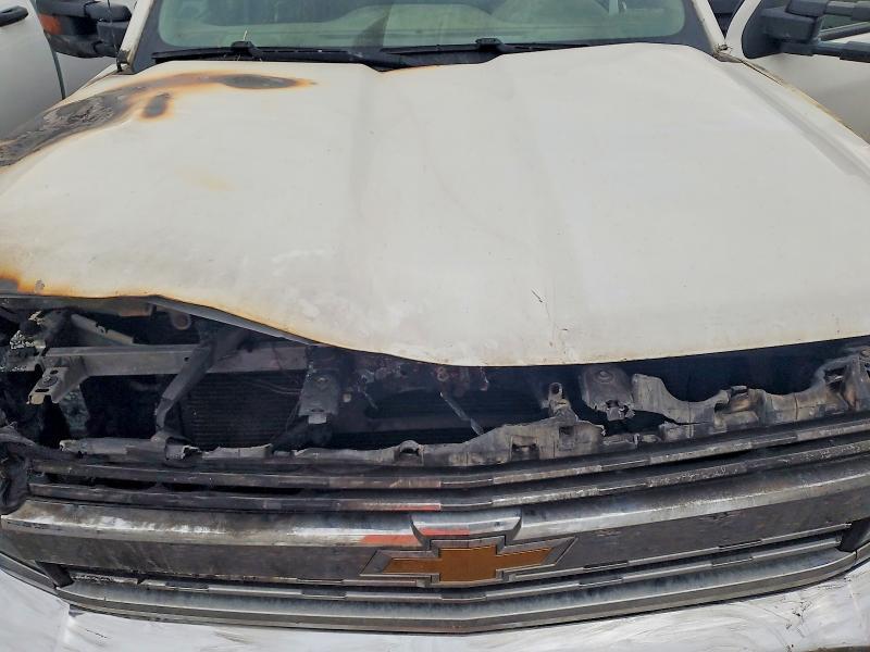 2015 Chev Rolet Silverado 3500 Flatbed Truck