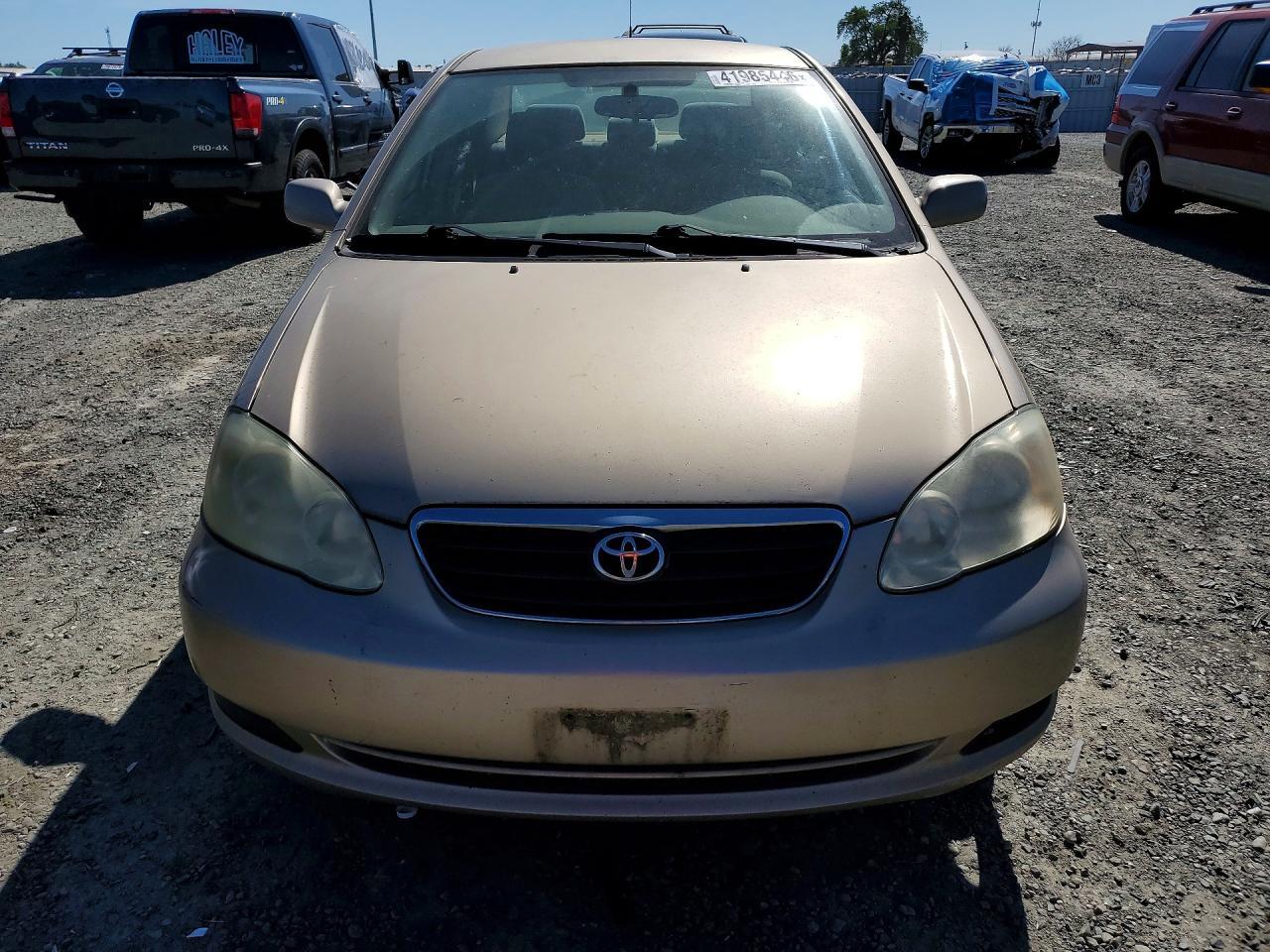 2005 Toyota Corolla le
