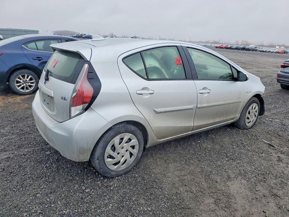 2016 Toyota Prius c one