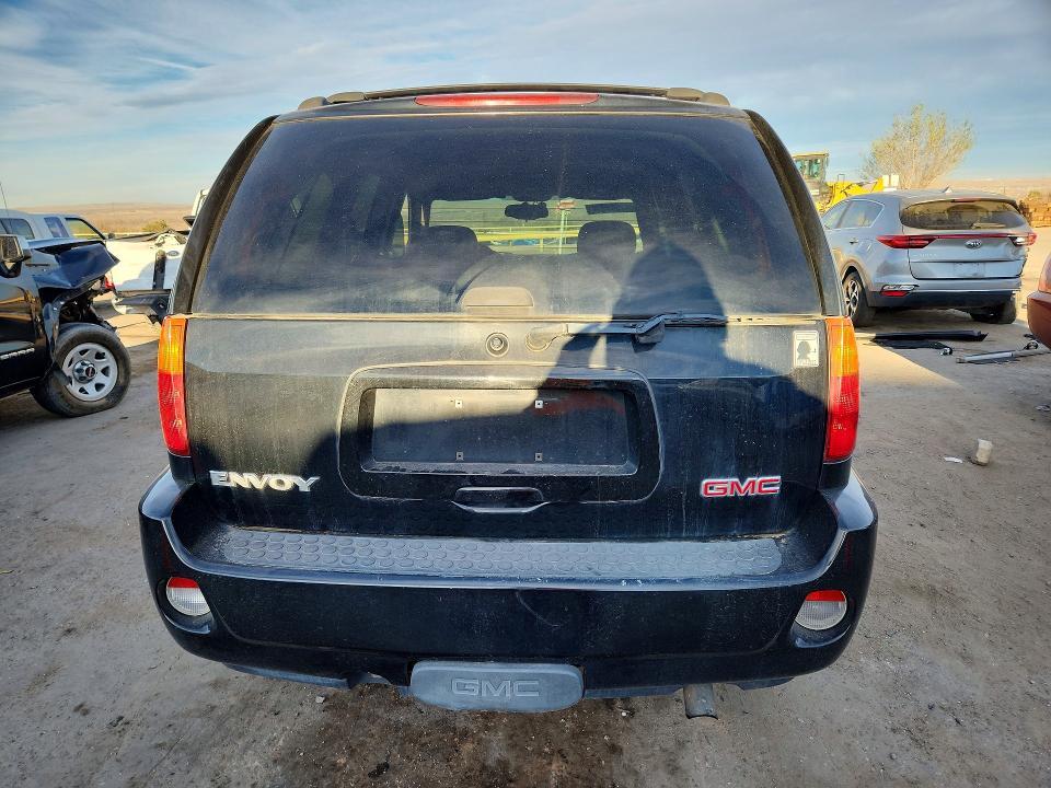 2005 GMC Envoy Denali