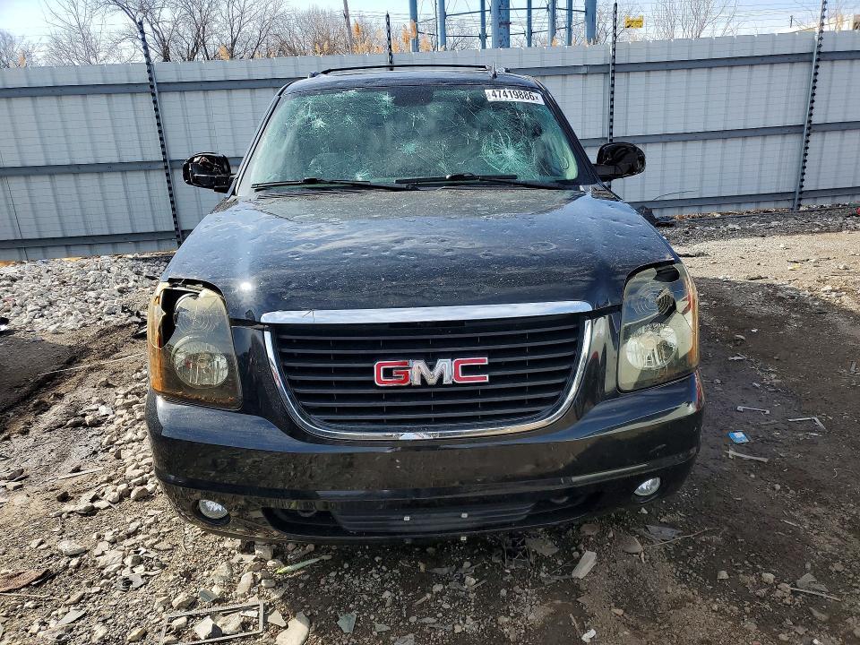 2011 GMC Yukon xl K1500 slt