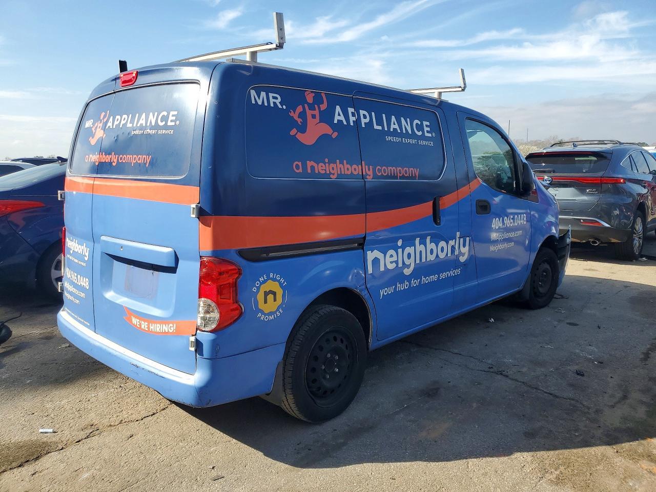 2017 Nissan NV200 SV