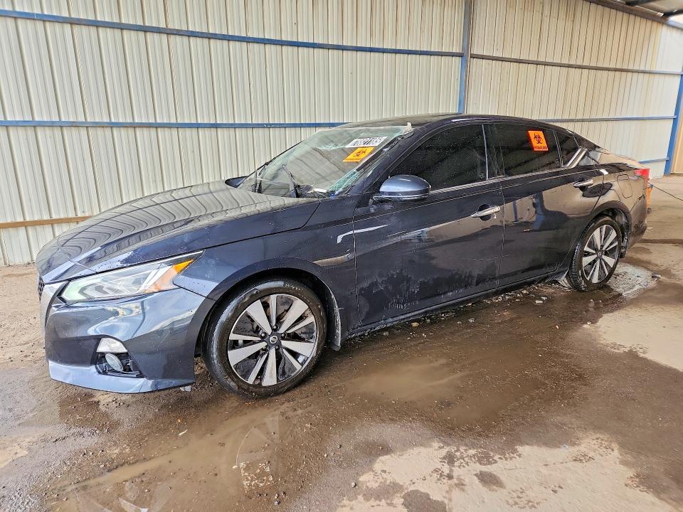 2019 Niss Altima 2.5