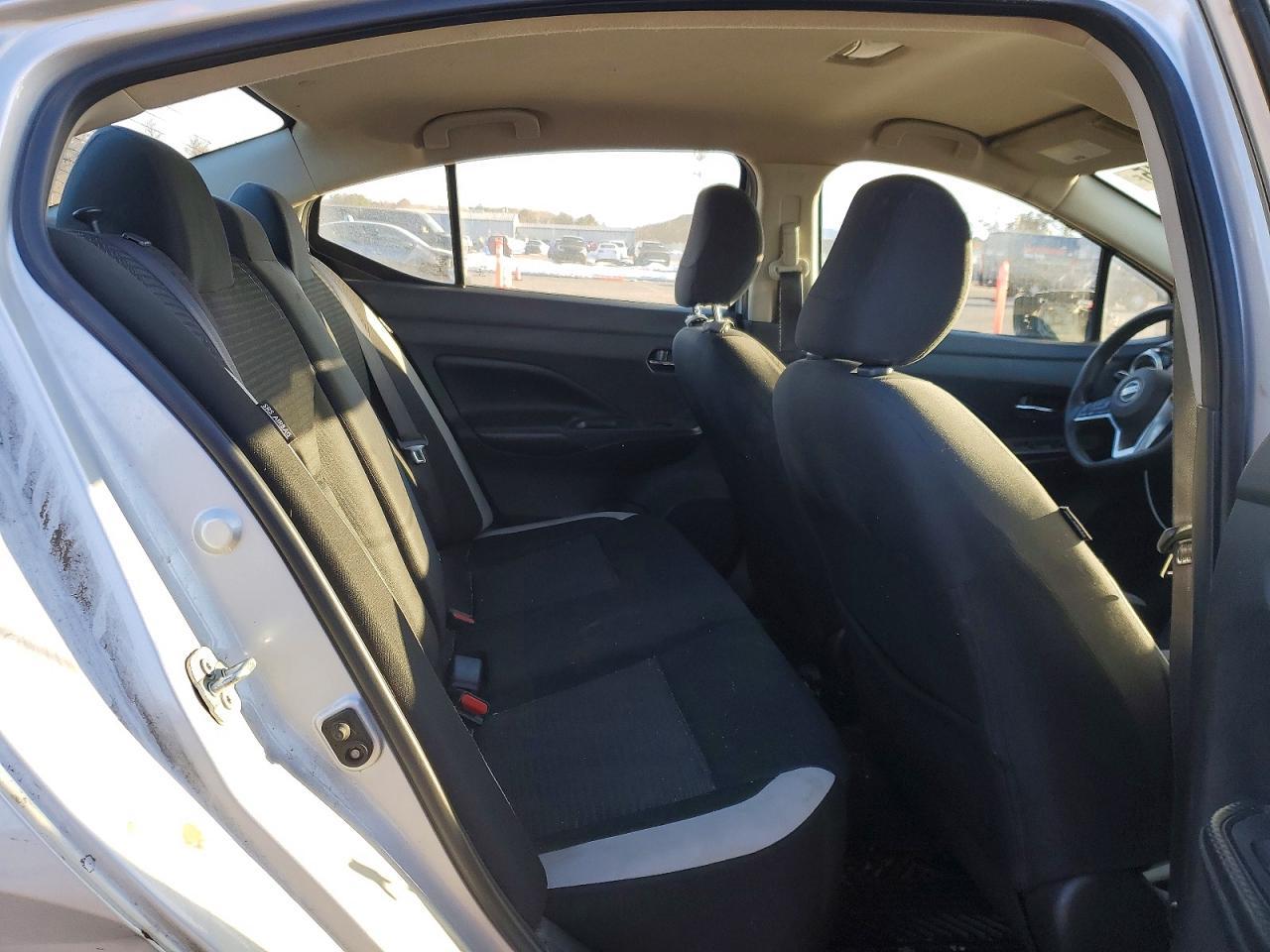 2020 Nissan Versa sv
