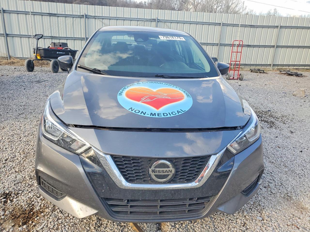 2022 Nissan Versa s