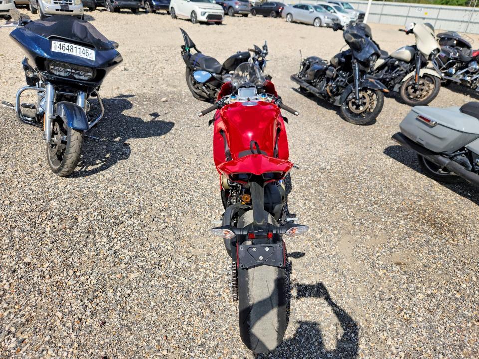 2022 Ducati Panigale V4S