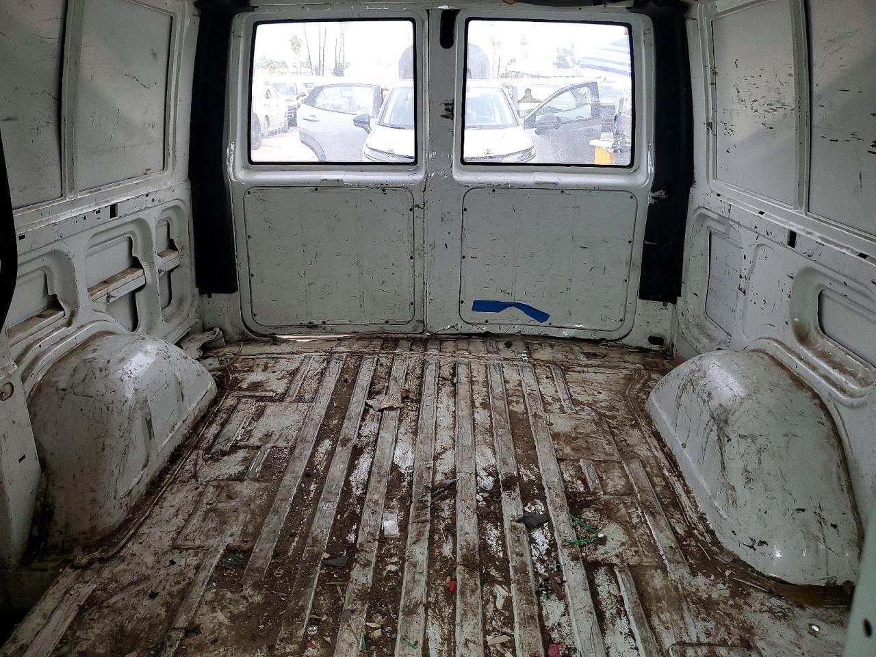 2004 Chev Rolet Astro Delivery Van