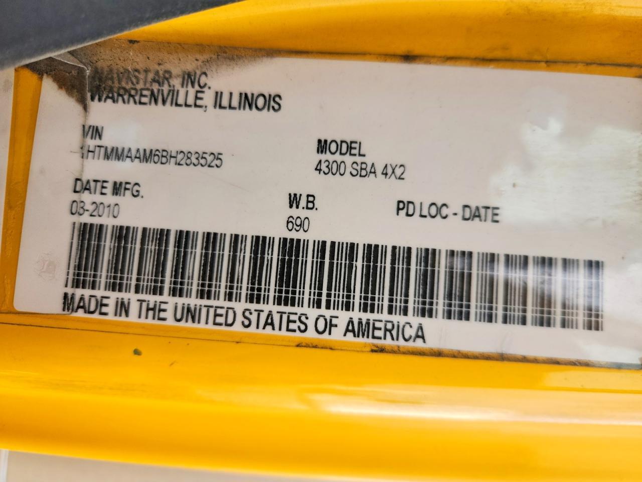 2011 International 4300 BOX Truck