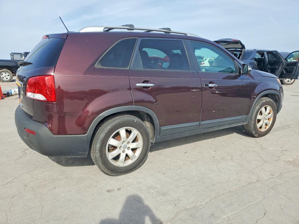 2012 KIA Sorento lx