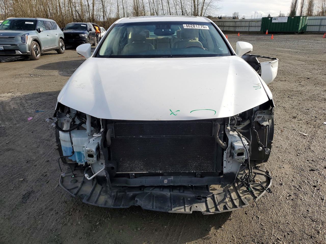 2015 Lexus Es 300h Base