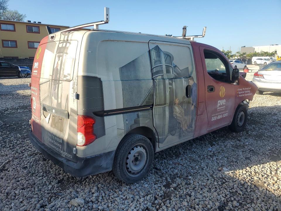 2015 Nissan NV200 S