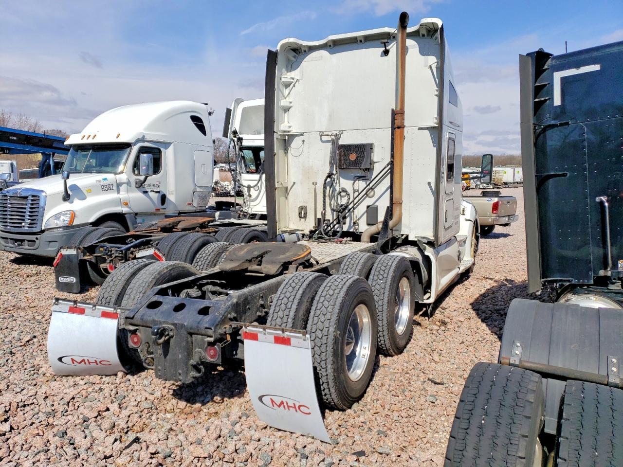 2019 Kenworth T680 Semi Truck