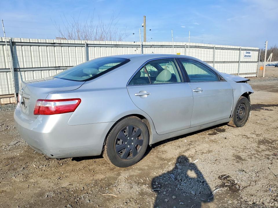 2007 Toyota Camry le