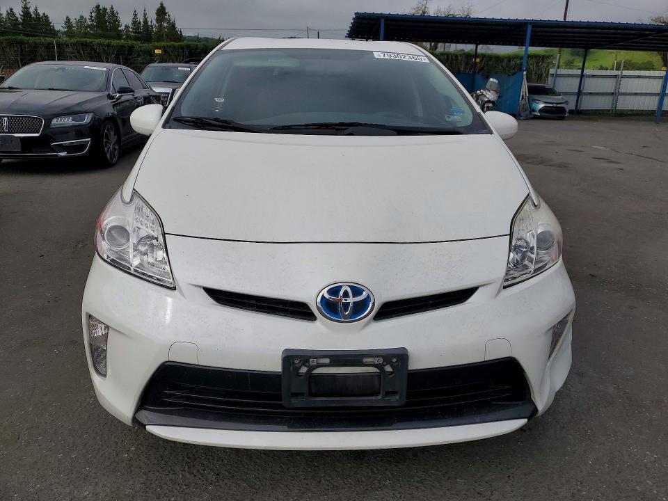 2013 Toyota Prius Three