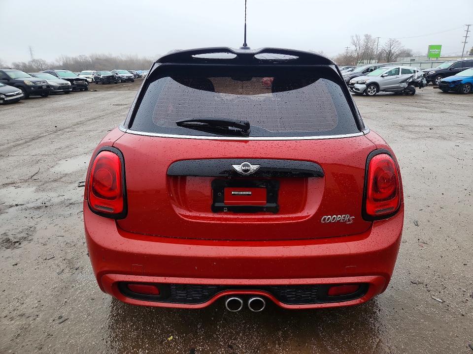 2016 Mini Cooper s