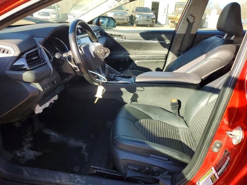 2020 Toyota Camry se