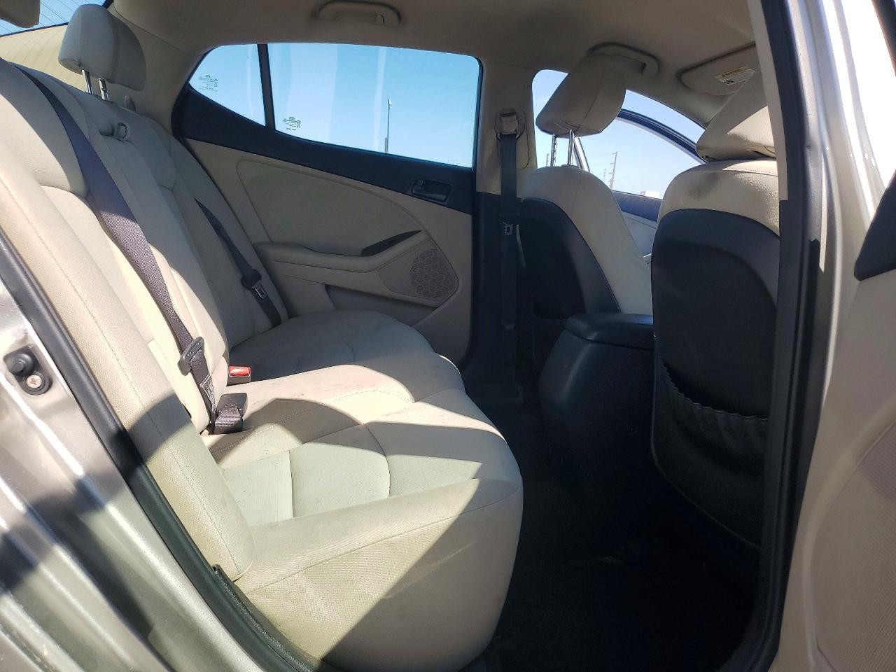 2014 KIA Optima lx