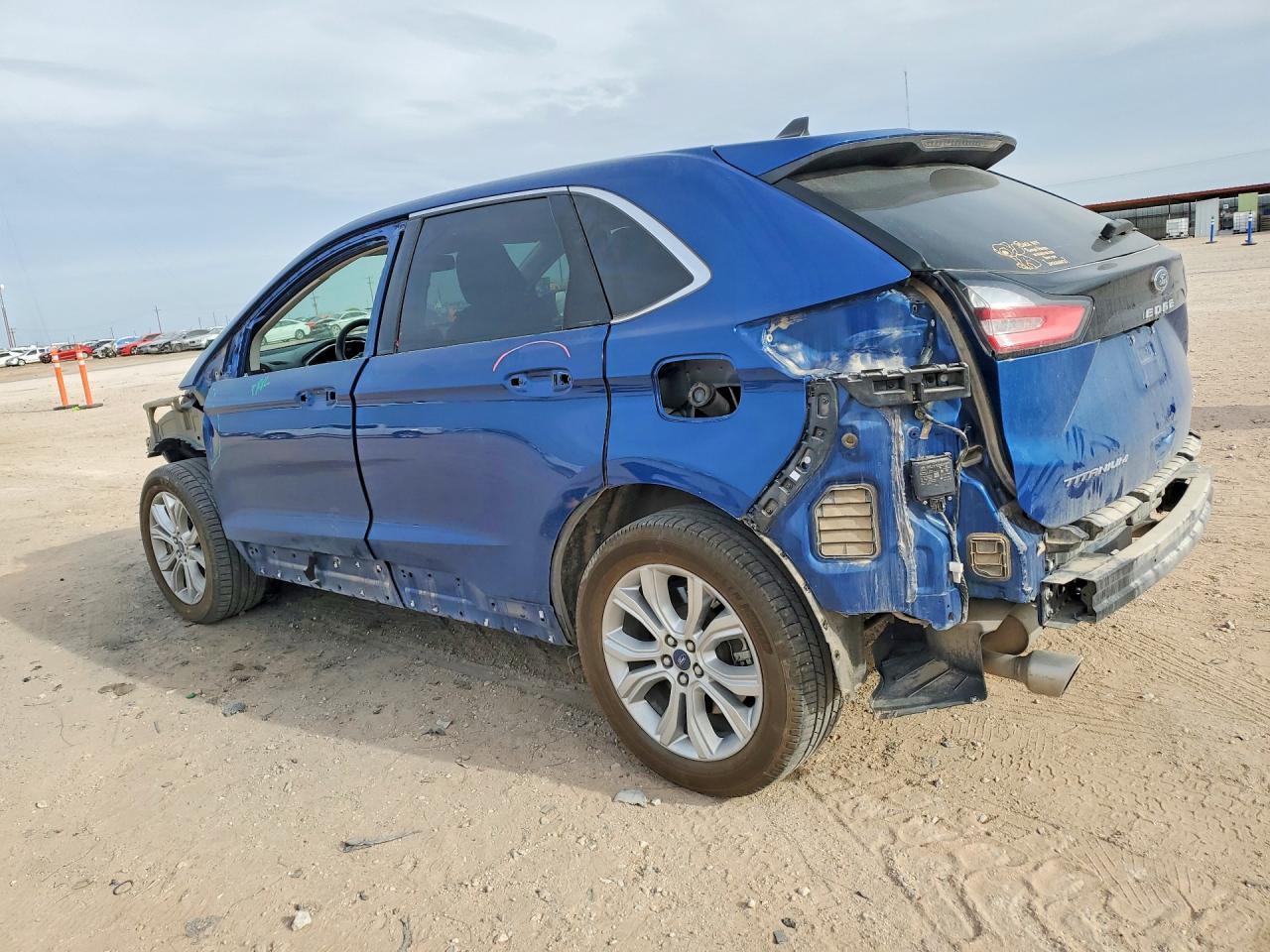 2021 Ford Edge Titanium