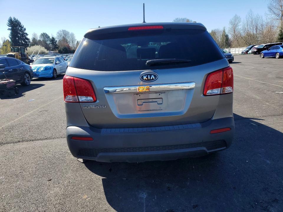 2012 KIA Sorento lx