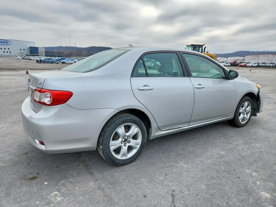 2011 Toyota Corolla le