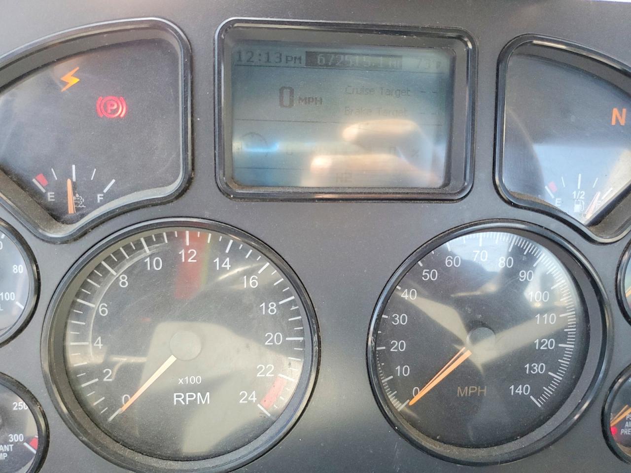 2017 Mack 600 CXU600