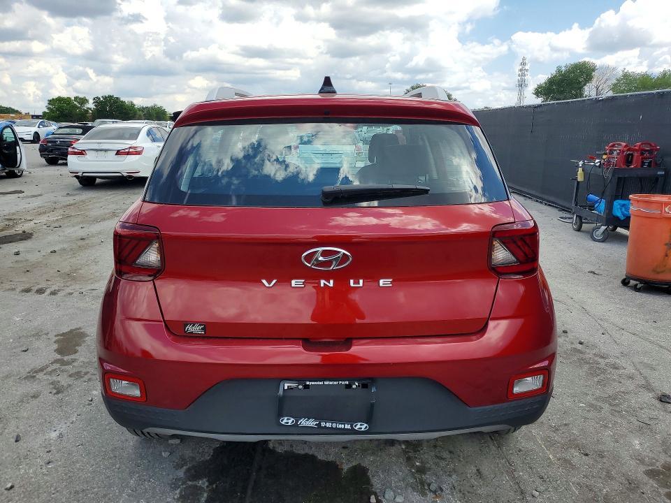 2022 Hyundai Venue Limited