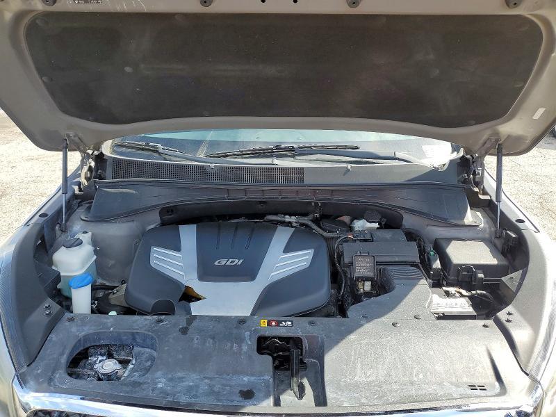 2016 KIA Sorento lx V6