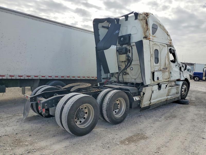 2022 Freigliner 2022 Freightliner Cascadia 126 Semi Truck