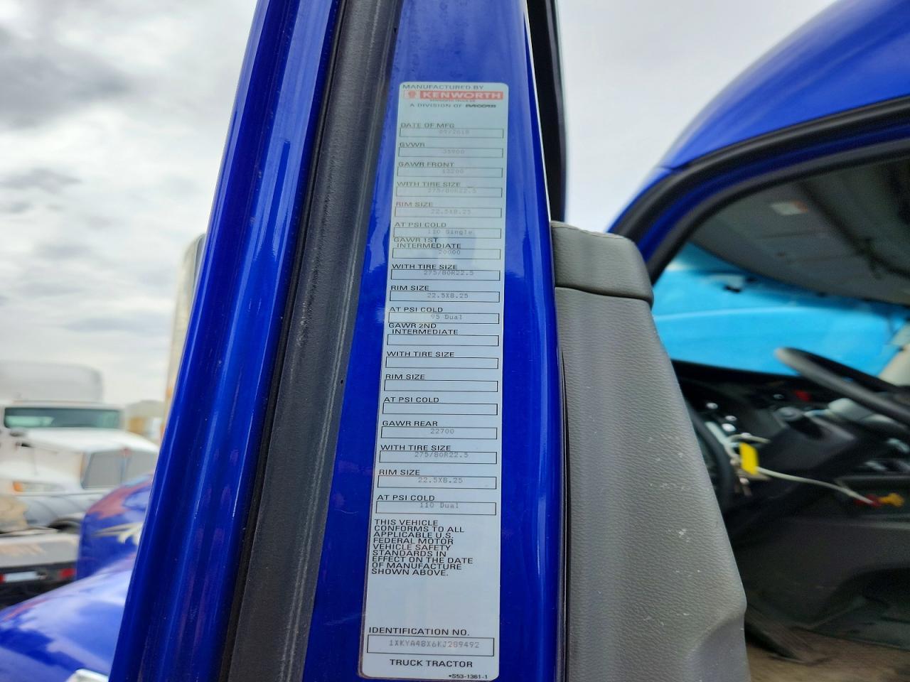 2019 Kenworth T680 Semi Truck