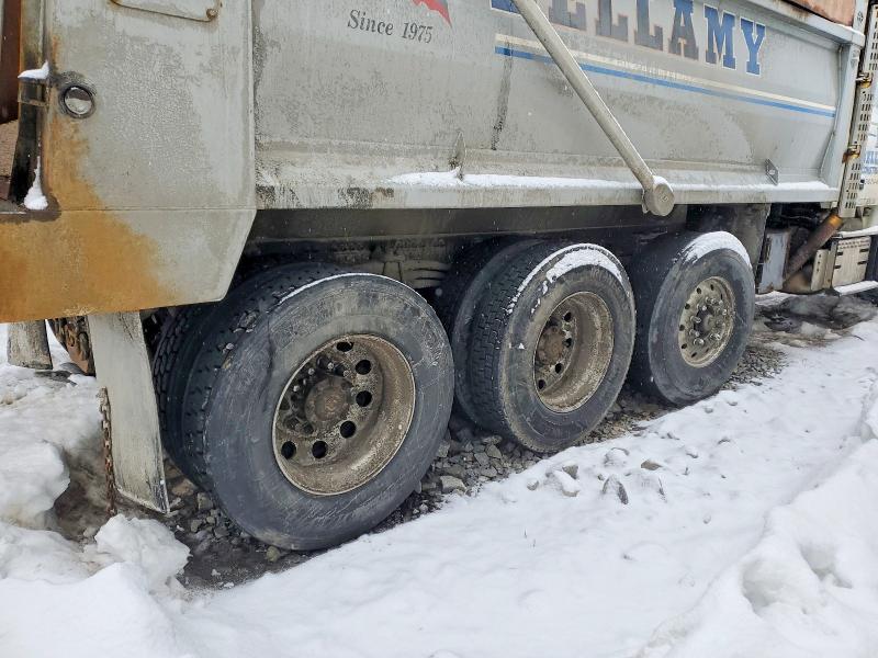 2019 Volv O VHD Dump Truck