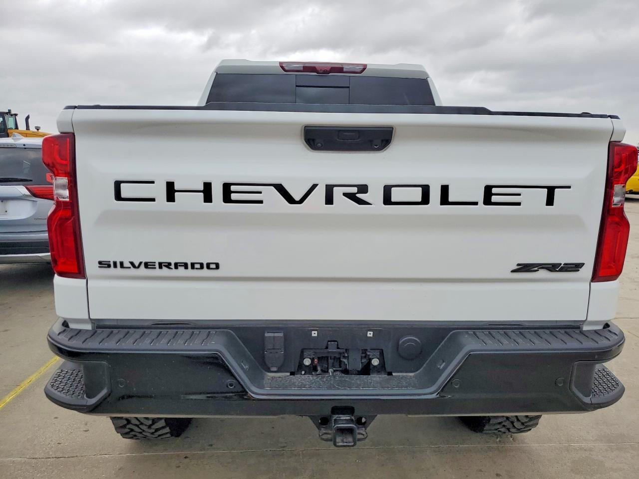 2025 Chevrolet Silverado K1500 ZR2