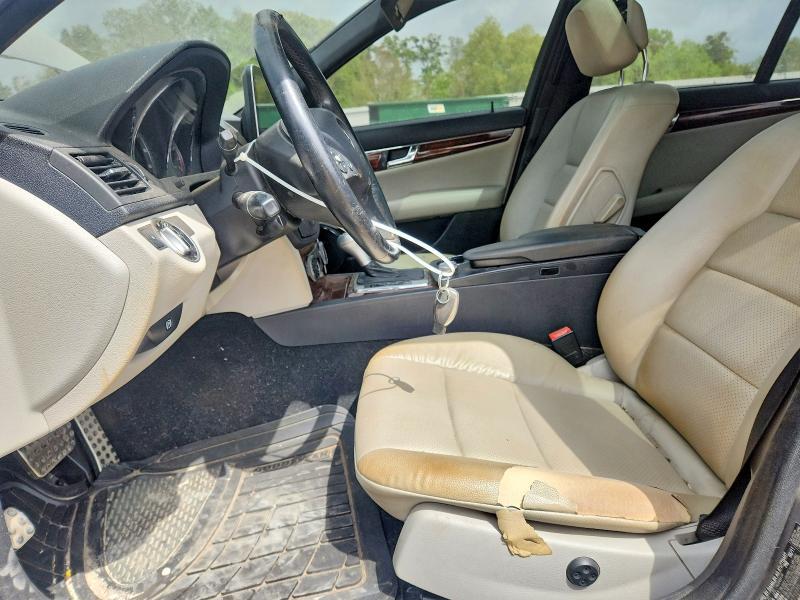 2011 Mercedes-Benz C300