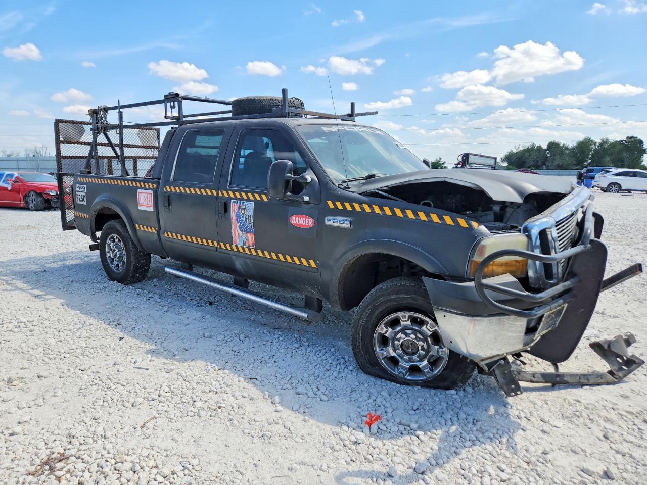 2005 Ford 250 CRW CC